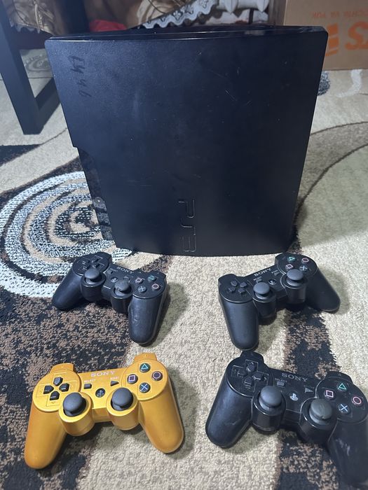 Playstation 3 Slim. 4 ta pult bilan+ 30ta uyin