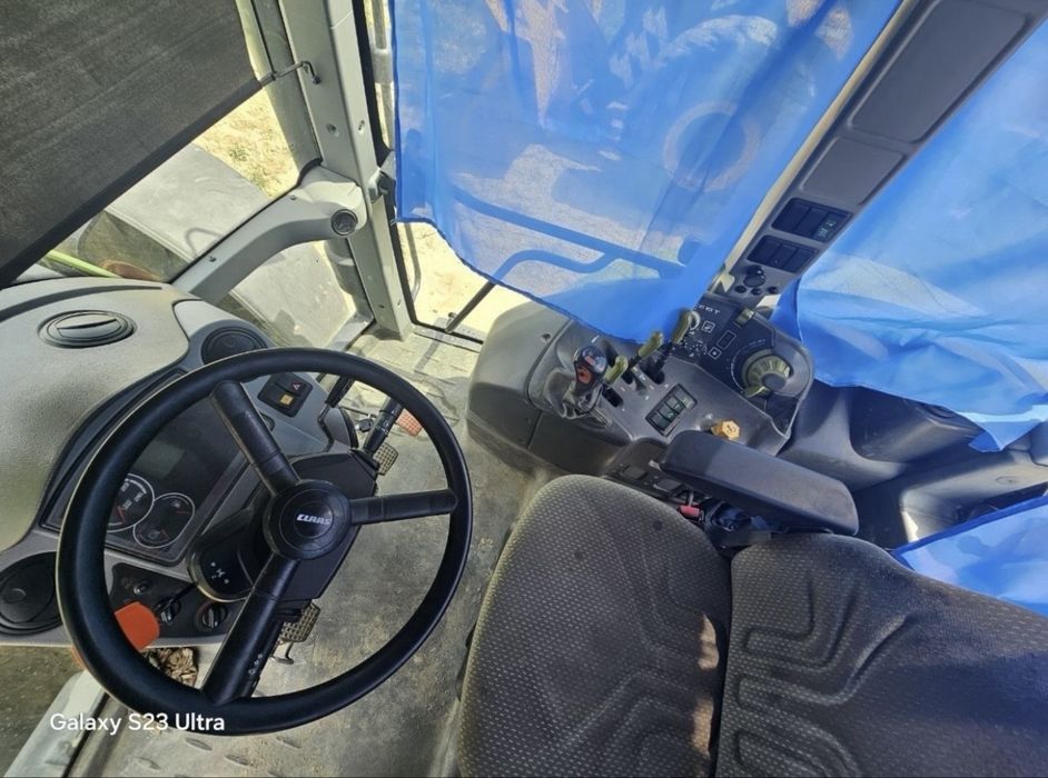 Traktor Arion 2017