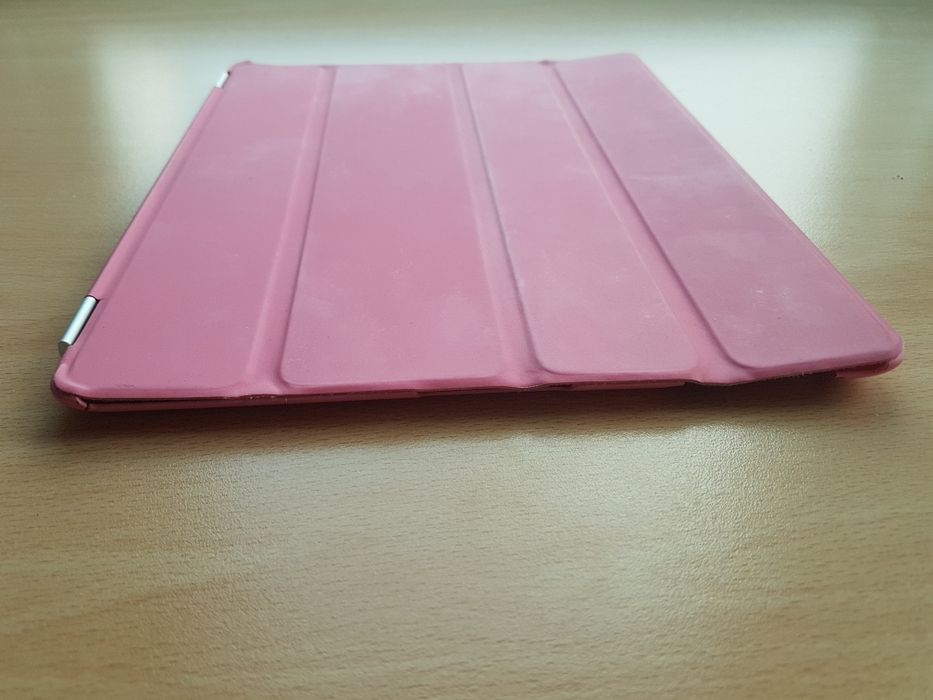 Чехол на iPad