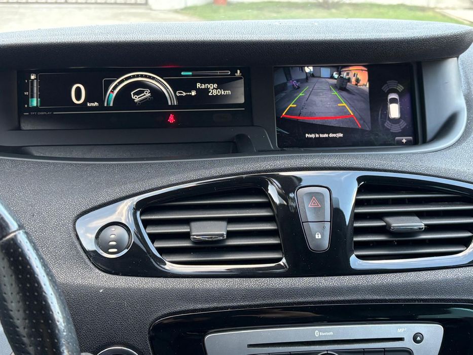 RENAULT Grand Scenic 2015 — imagine 4