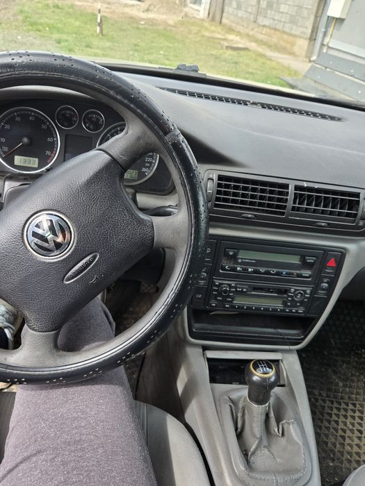 VOLKSWAGEN Passat 2002 — imagine 5
