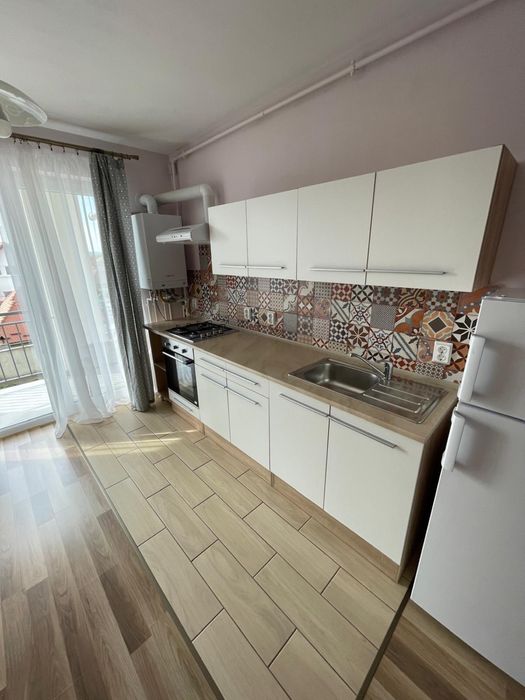 Inchiriez apartament 2 camere