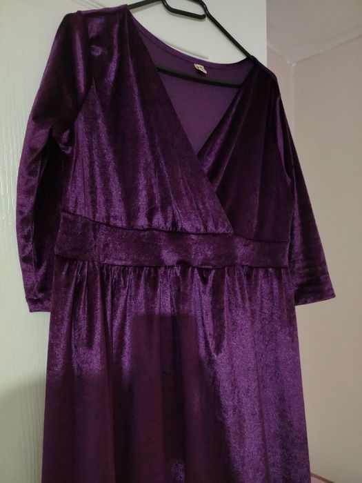 Rochie catifea mov