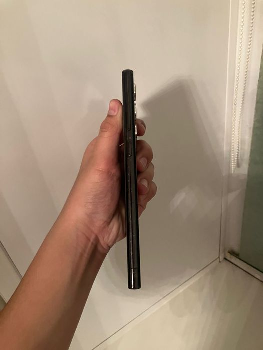 Продам Samsung s22 ultra 8/128