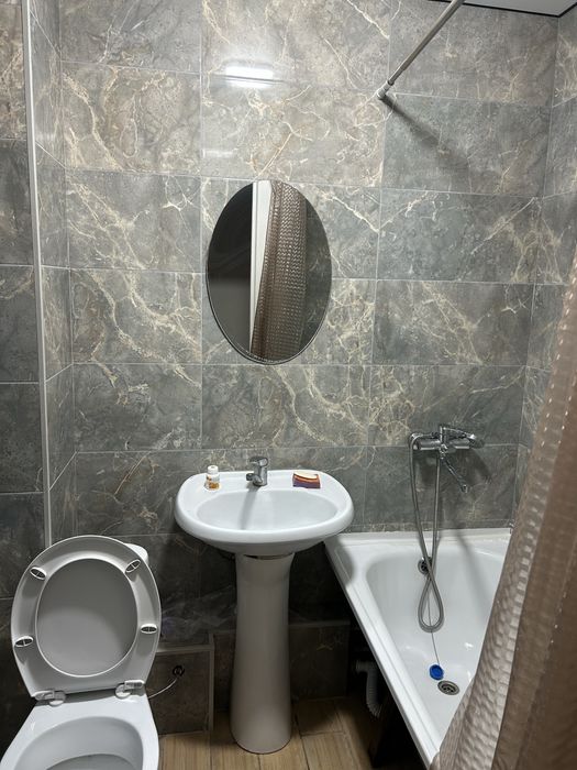 4 мкр .Азия Молл