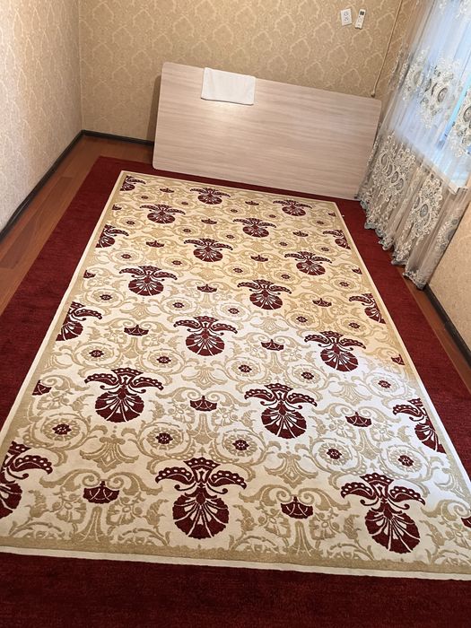 Кілем 4те 2,5 қалын әдемі кілем