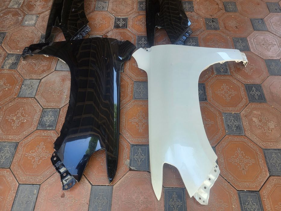 Крыло на Land Cruiser 200