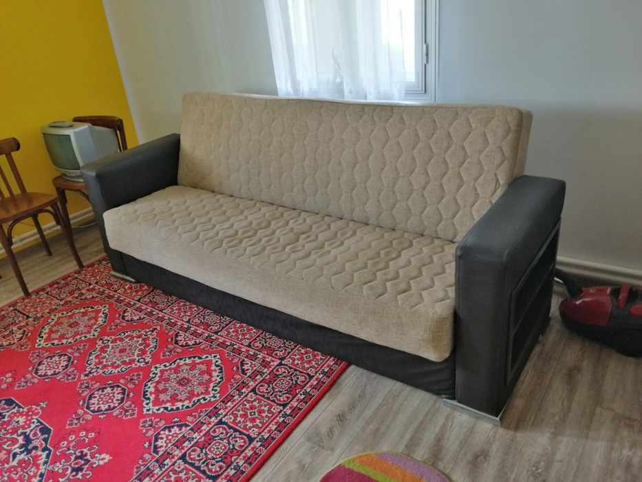 Canapea extensibila sufragerie/ living