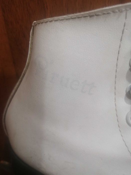 Коньки детские натуралка