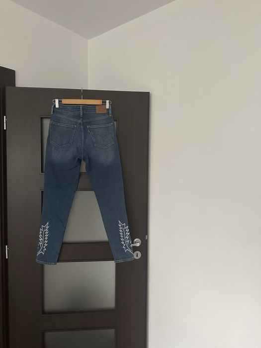 Blugi Levi's Skinny cu talie inalta,marimea 27