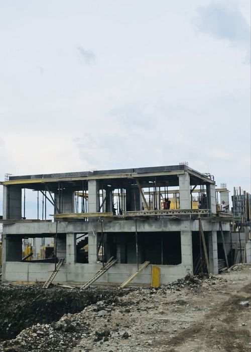 Комплекстна бригада от кофражисти  и арматуристи търсят обекти за София