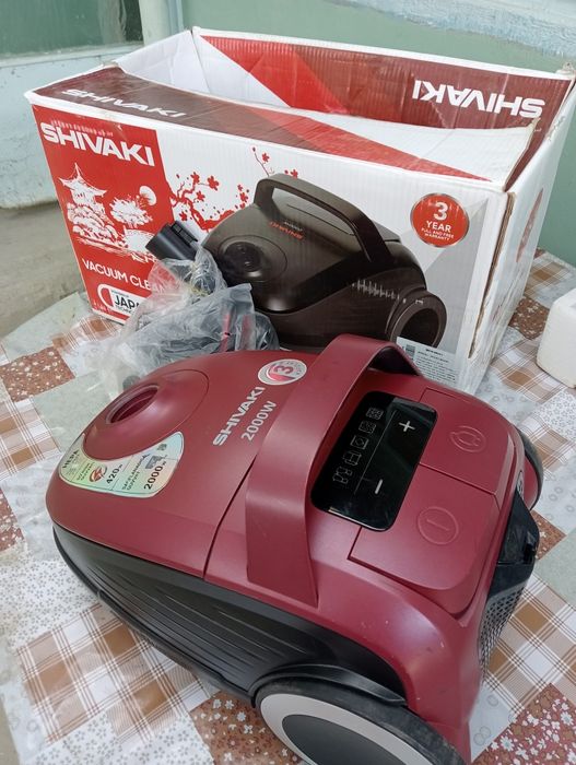 Пылесос Shivaki. 2000W