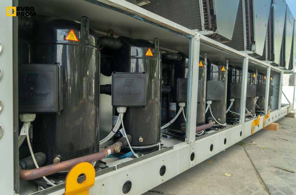 Чилър CLIMAVENETA NECS R B 3218 746 kW | Тестван | С гаранция