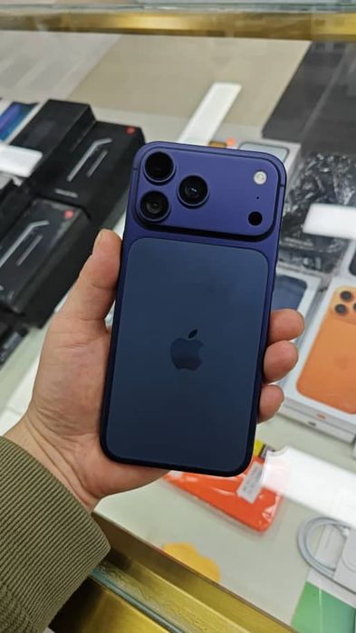 Айфон 17 про хр новый