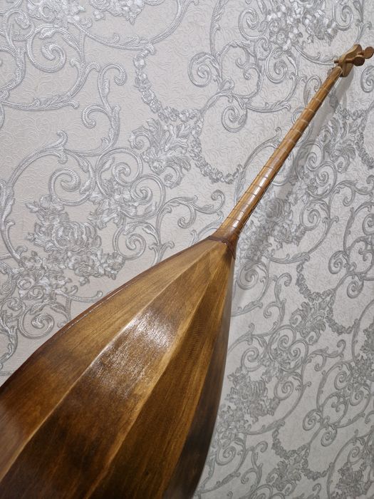 Хорошая качественная домбыра