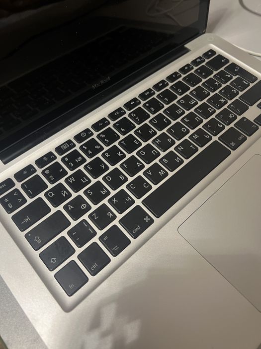 Макбук А1278 продается