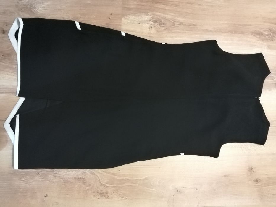 Дамски рокли размер М/Л по 25 лв