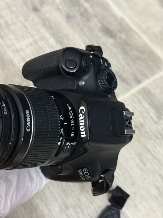 Фотоаппарат Canon EOS 1200D Kit EF-S 18-55mm