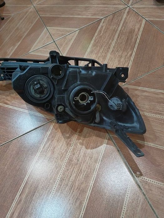 Фар за Мазда 3,ляв