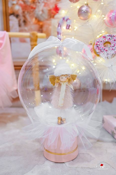 Кутии с балон и цветя