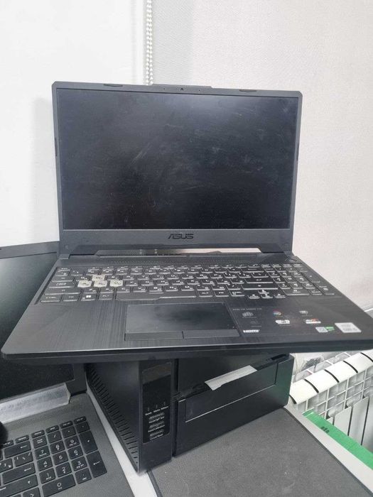 Ноутбук Asus Core i5-10 (г.Алматы ул.Толе Би 236) Лот 115\6005