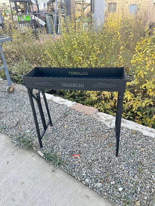 Shashlik qo'ra mangal