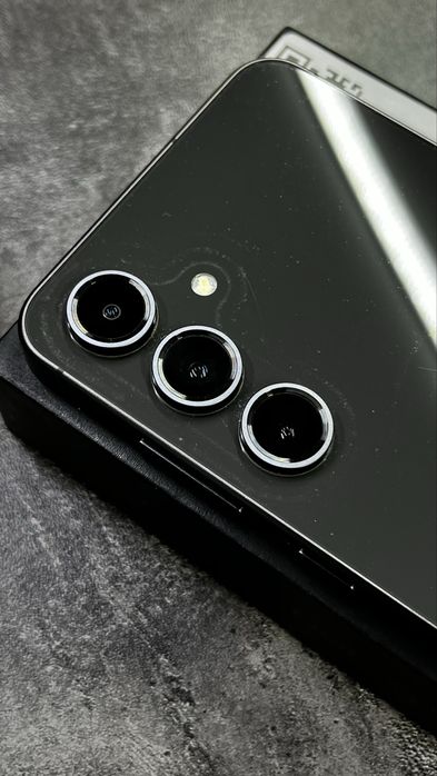 Samsung S24 FE/Самсунг С24 ФЕ