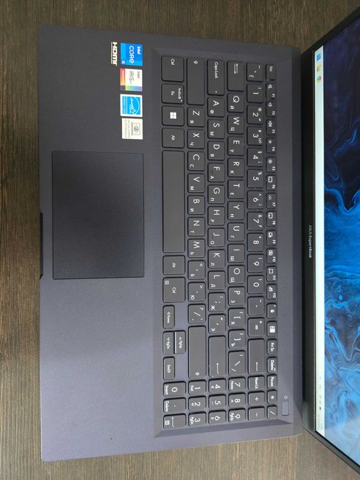 Отличный ноутбук Asus ExpertBook B1 / i5-11 Gen / 2023 год