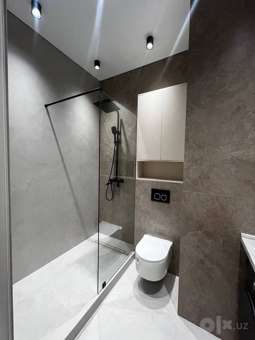 ПРОДАЁТСЯ 2/4/16
НОВОСТРОЙКА
Ж/К Bobur Residence 
Ор.р: Улица Бабур Пи