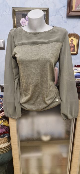 Дамска официална блуза размер L