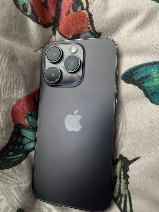 Продам айфон 14про