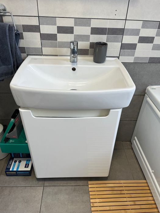 Vând set complet pentru baie