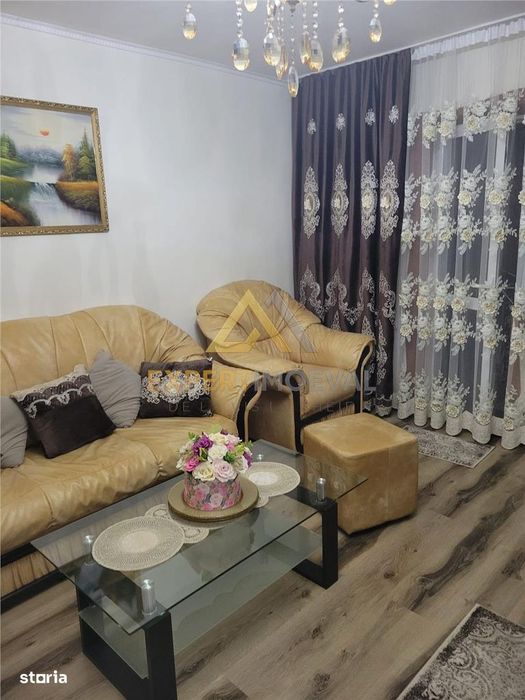 Apartament 3 camere str Garii