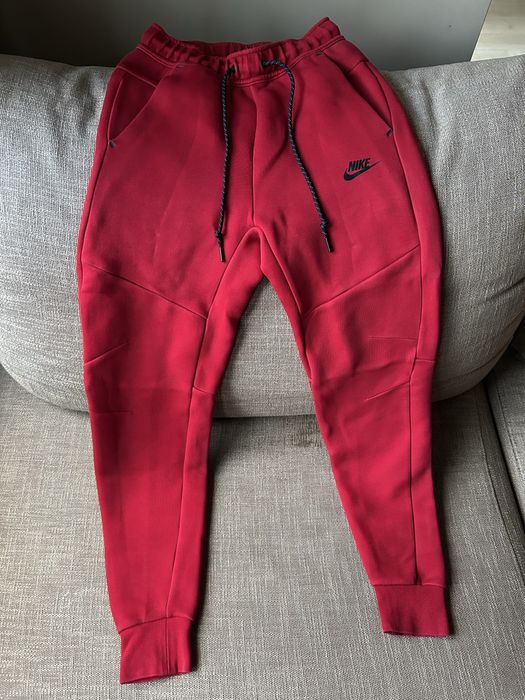 Комплект Nike tech fleece XS червен