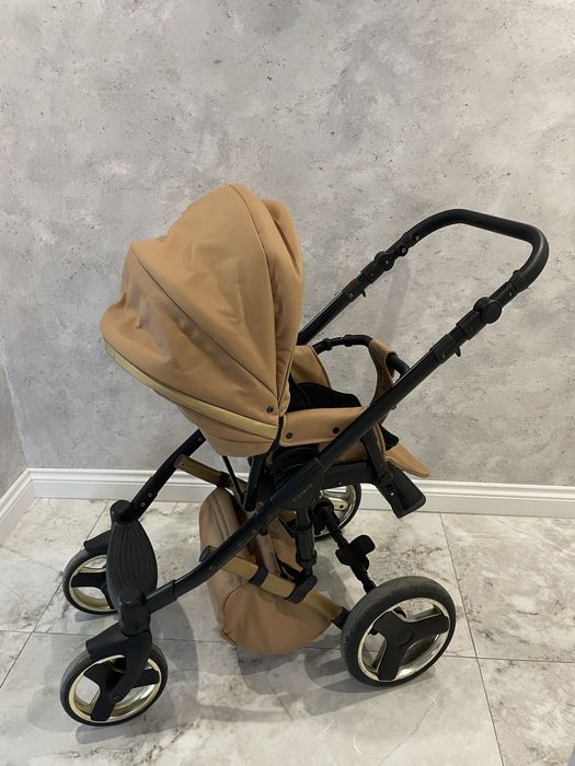 Бебешка количка 3 в 1