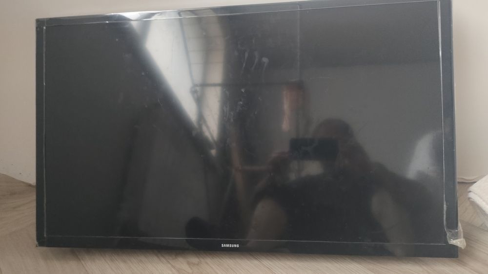 Самсунг телевизор сатылады