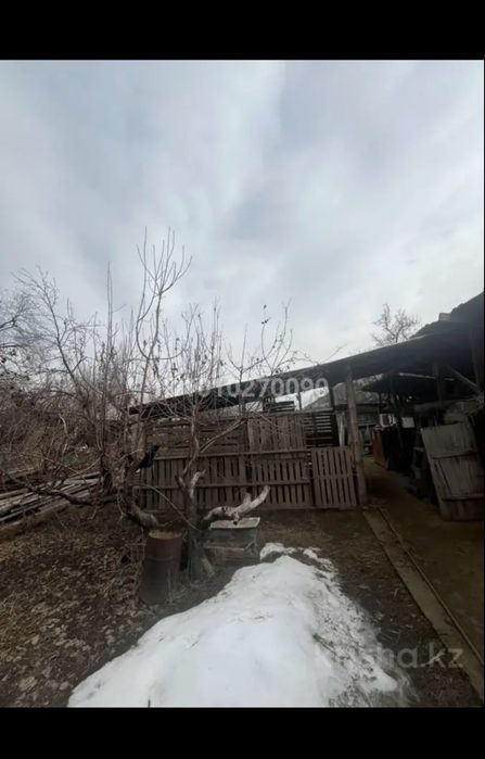 Продаю дом 10 соток земли с домом