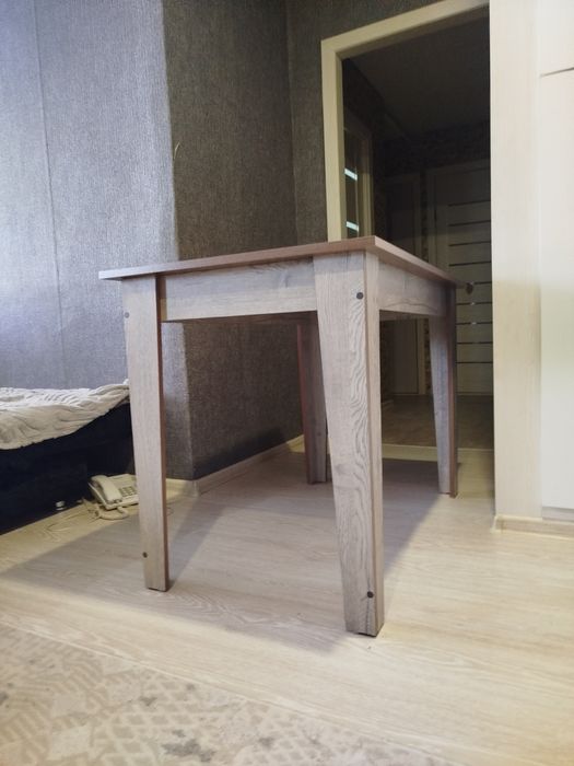 Новый кухонный стол