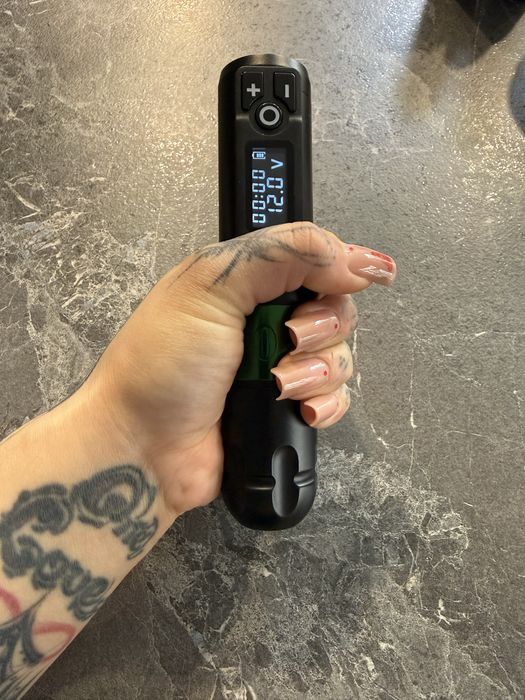 Тату машинка (в идеальном состоянии)