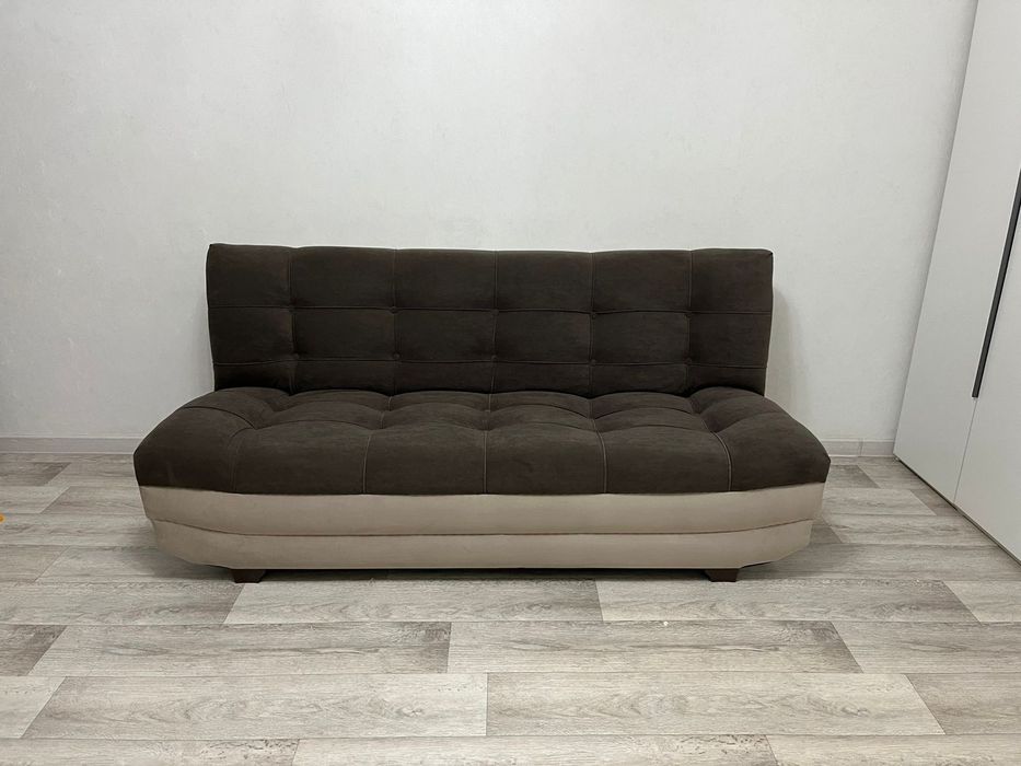 Новый диван продам