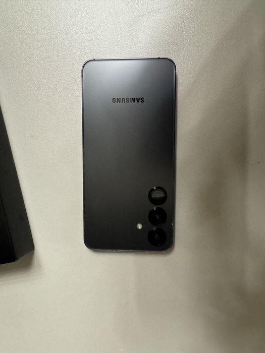 Galaxy S24 продам