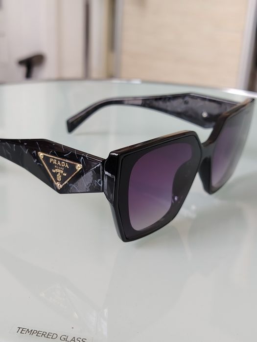 Ochelari soare Prada