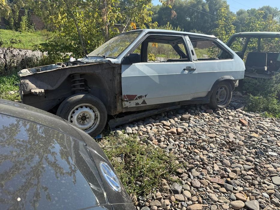 Авто по запчастям