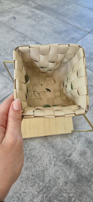 Suporti pentru aranjamente florare