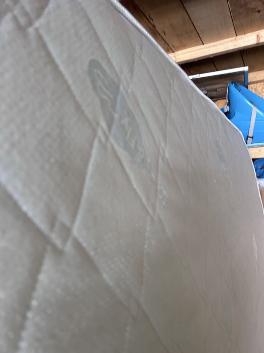 Saltea spuma 160x200 in stare buna