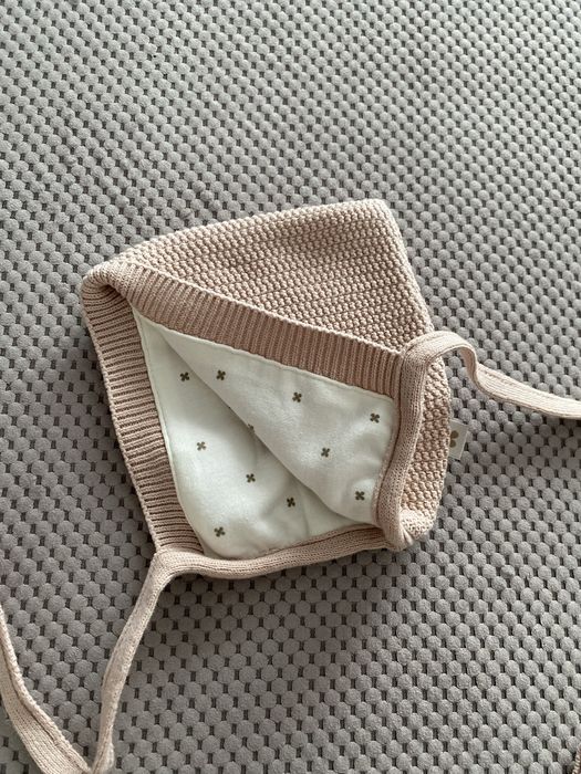 Комбинезон и чепчик 62 см.