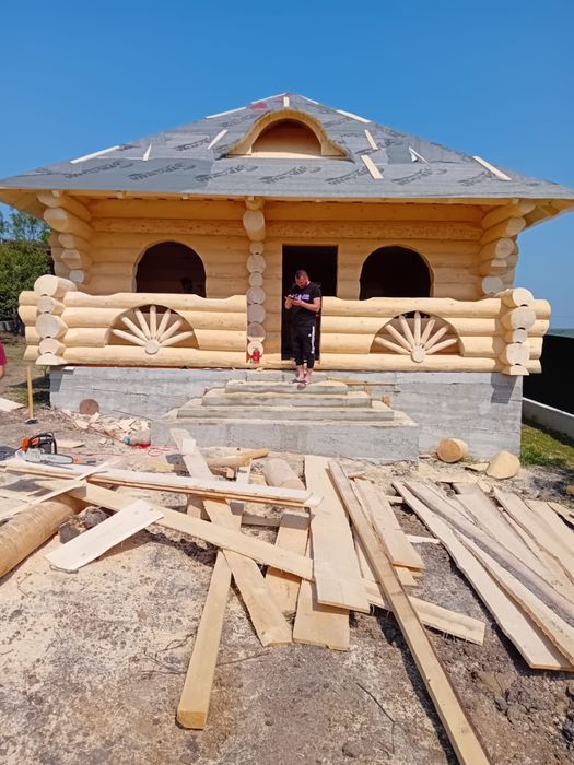Cabane lemn rotund