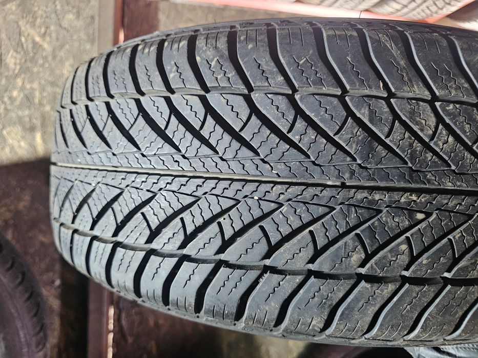 1x 205 55 16 m+s goodyear runflat