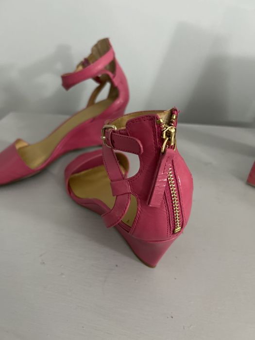 Sandale noi Nine West