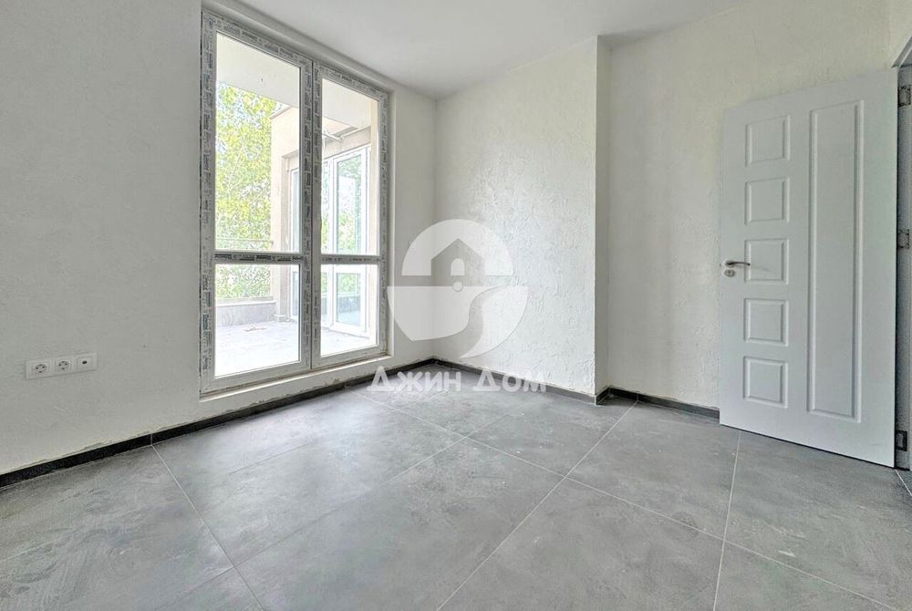 Продава се Двустаен апартамент в к.к. Слънчев бряг - 64 кв.м за 1329 €/кв.м - Снимка #2